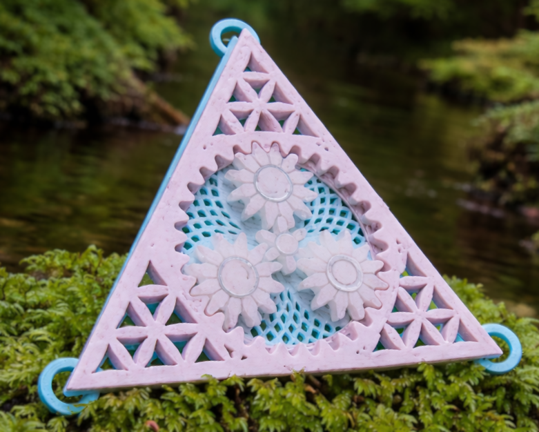 Tri9 Transmission Pendant